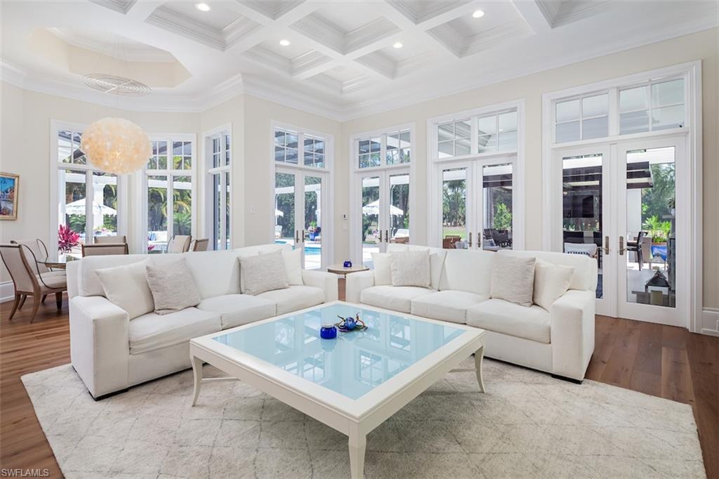 QUAIL WEST - Residential