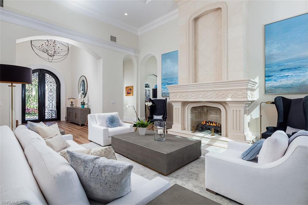 QUAIL WEST - Residential