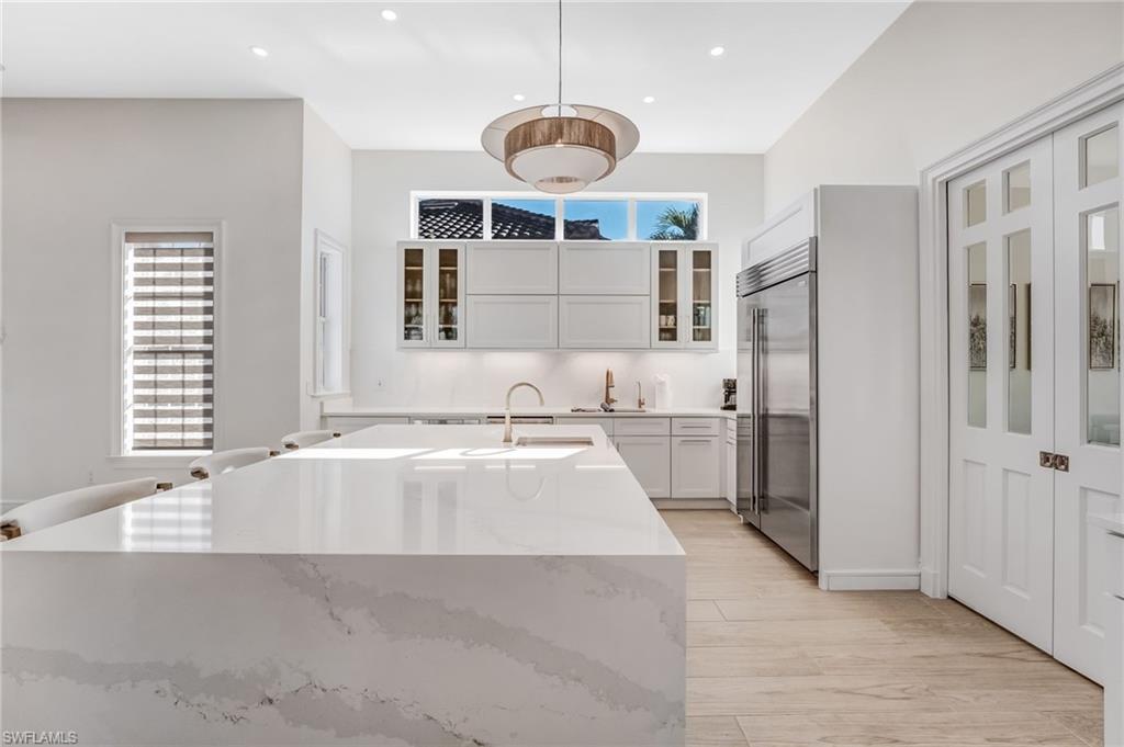 EDGEWATER - Residential