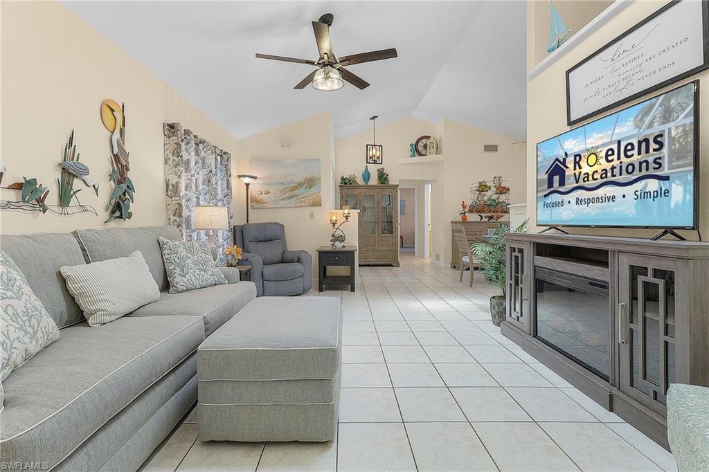 CAPE CORAL - Residential Lease