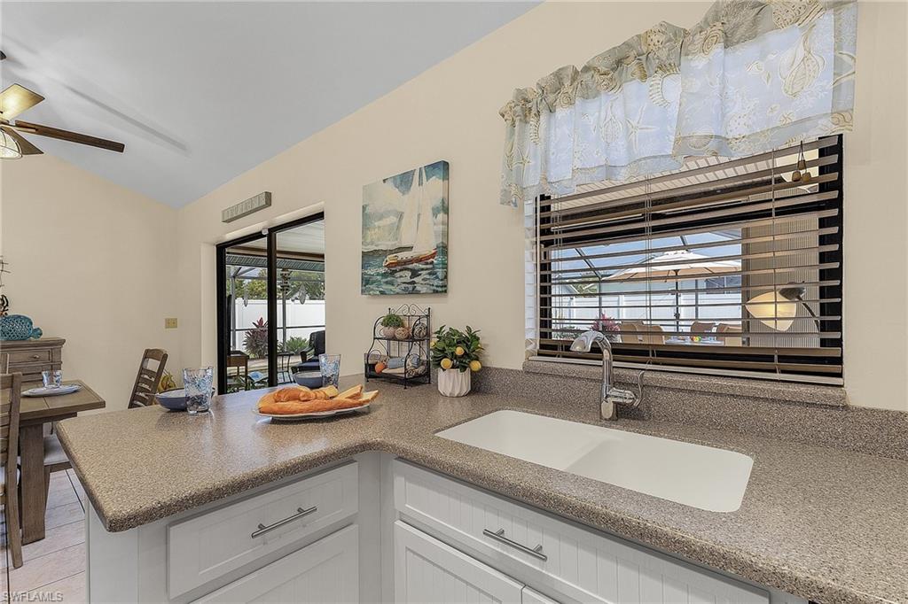 CAPE CORAL - Residential Lease