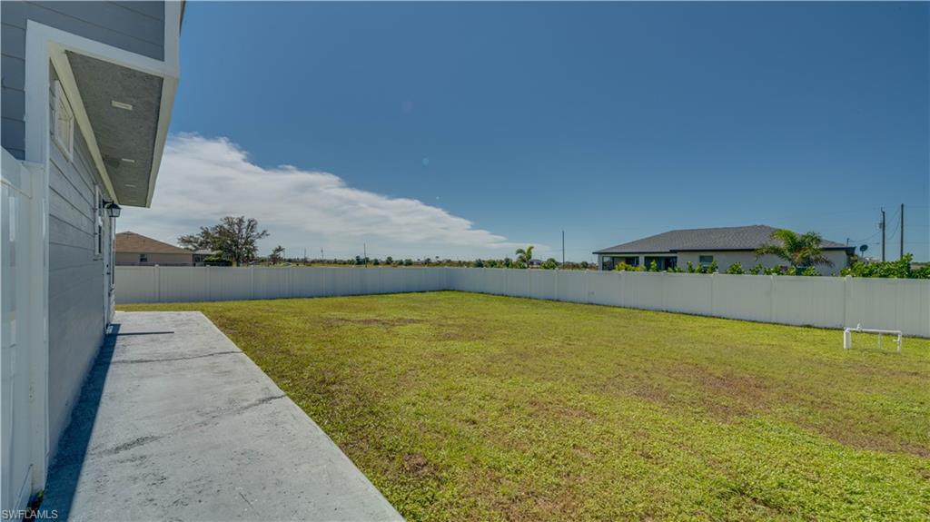CAPE CORAL - Residential