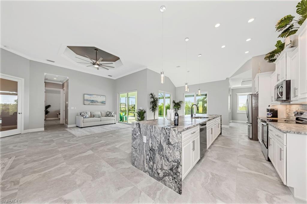 1225 NW 33rd AVE