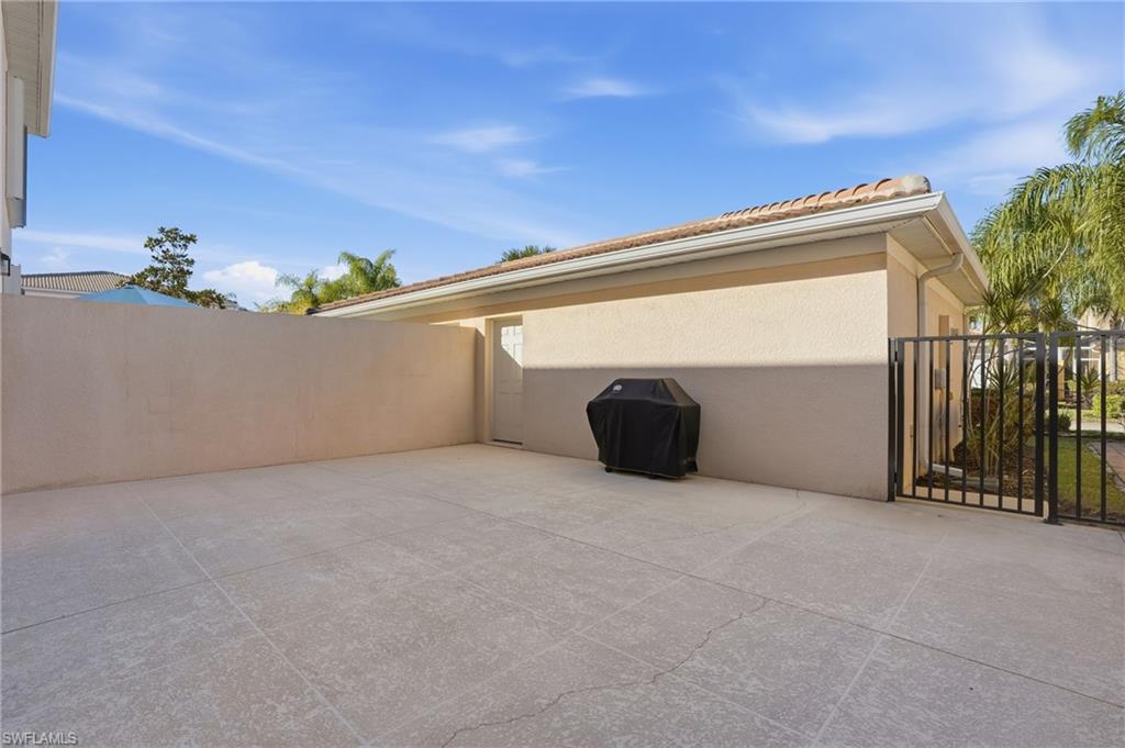 VILLAGE WALK OF BONITA SPRINGS - Residential