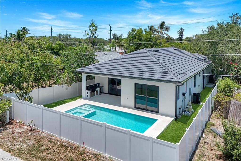 TRAIL TERRACE - Residential