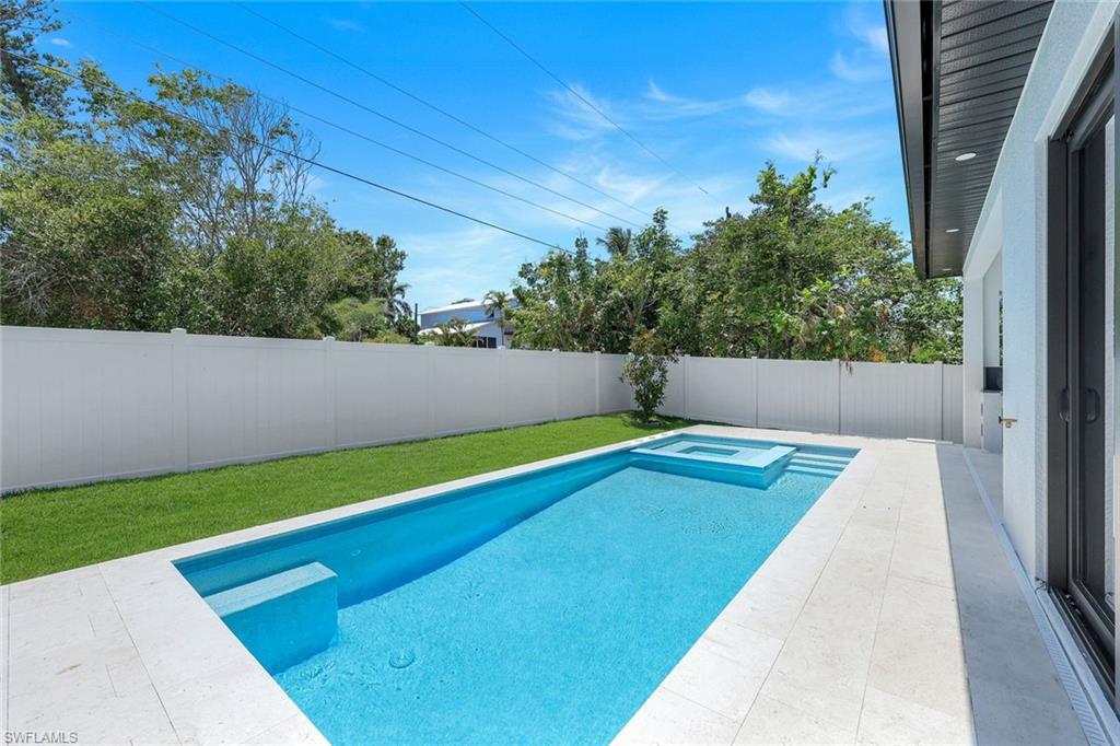 TRAIL TERRACE - Residential