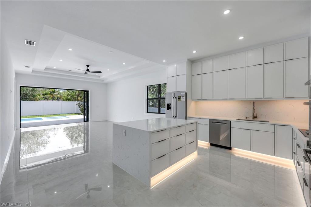 TRAIL TERRACE - Residential