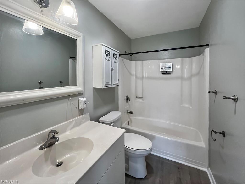 HEITMANS - Residential Lease