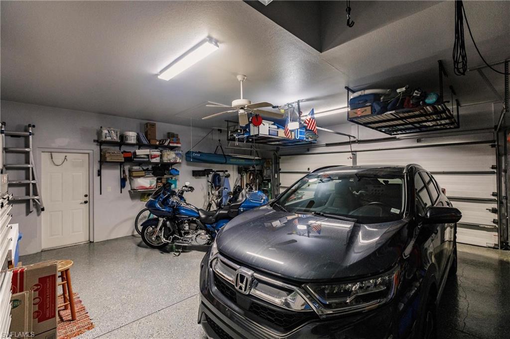 SABAL POINT - Residential