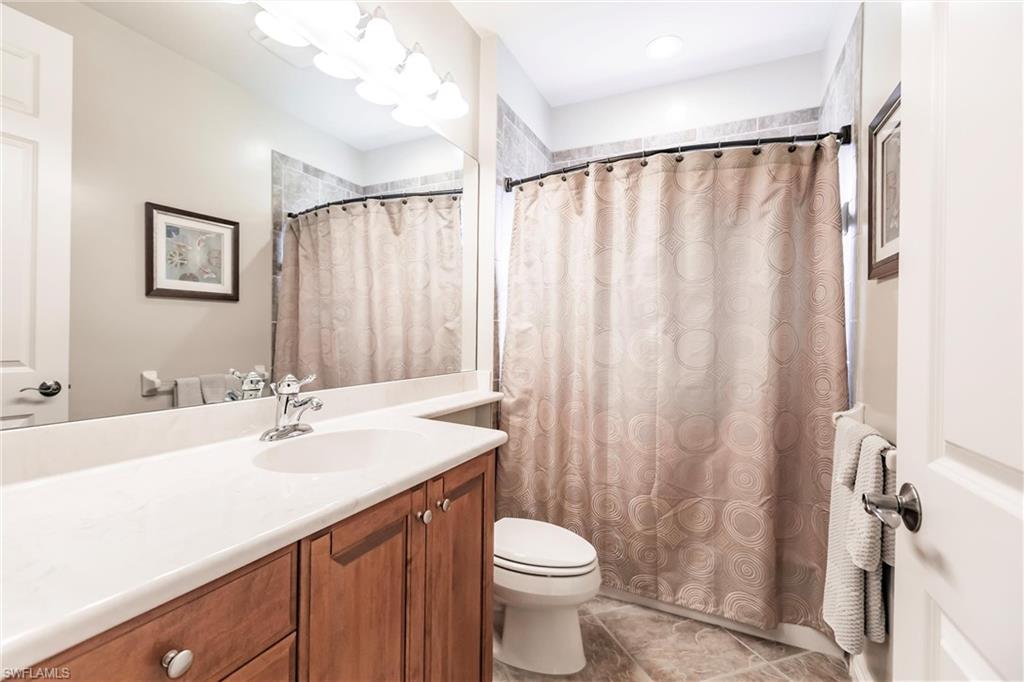 SABAL POINT - Residential