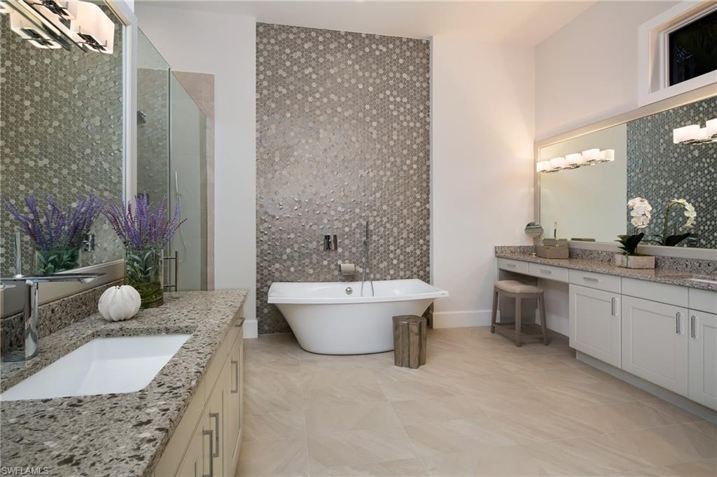 MOORINGS - Residential