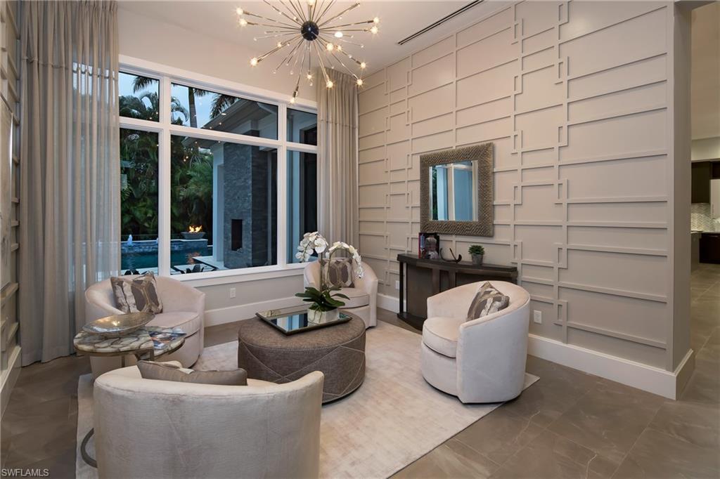 MOORINGS - Residential