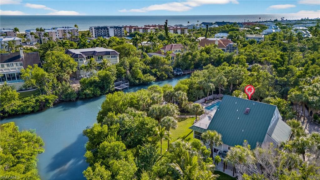 ANCHORS AWEIGH - Residential