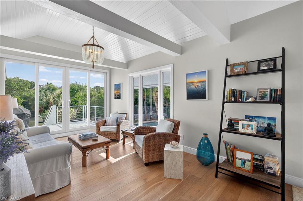 ANCHORS AWEIGH - Residential