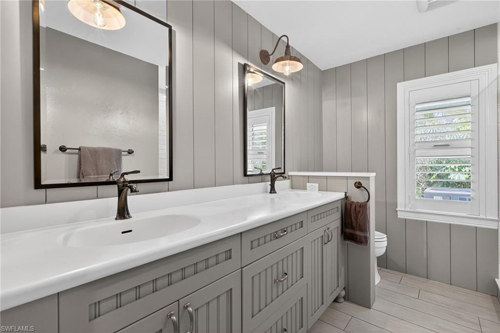 ANCHORS AWEIGH - Residential