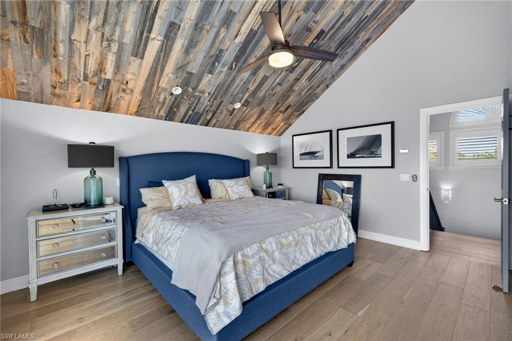 ANCHORS AWEIGH - Residential