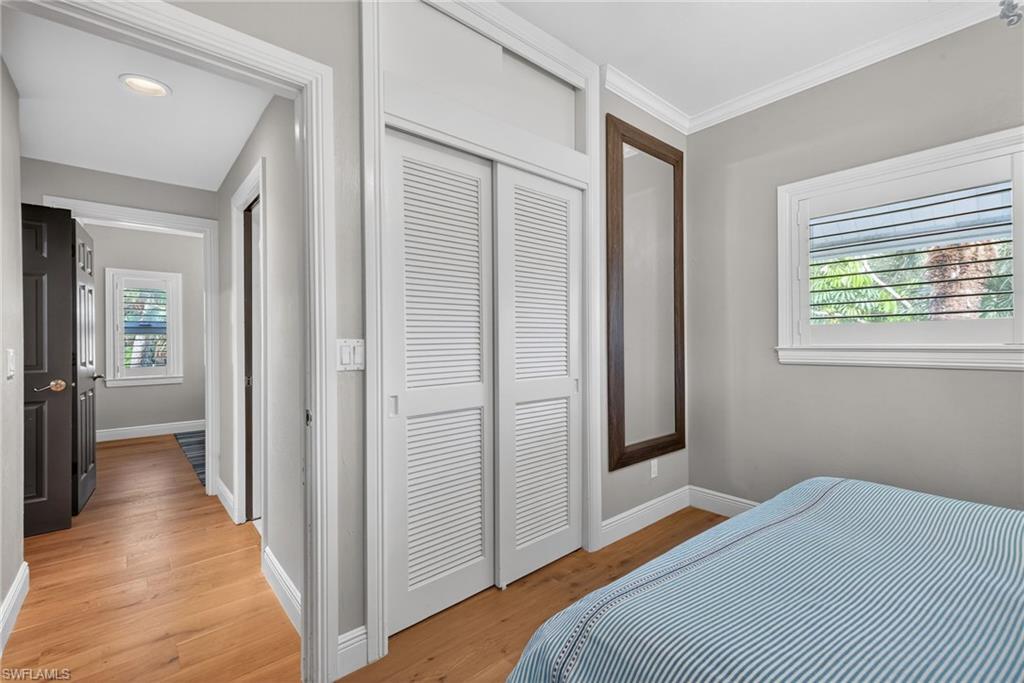 ANCHORS AWEIGH - Residential