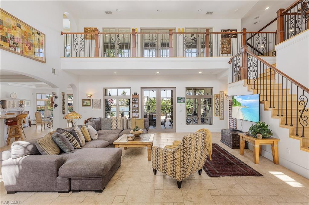 MOORINGS - Residential