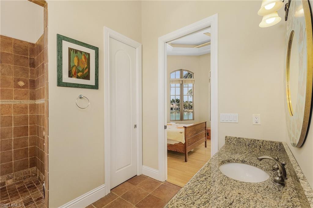 MOORINGS - Residential