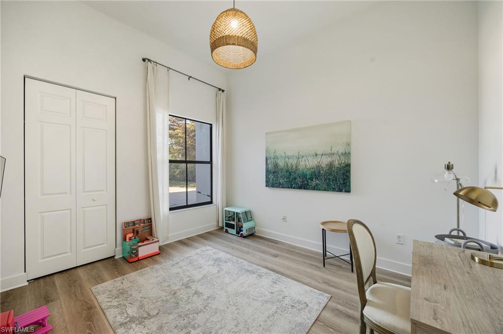 MAPLE RIDGE - Residential