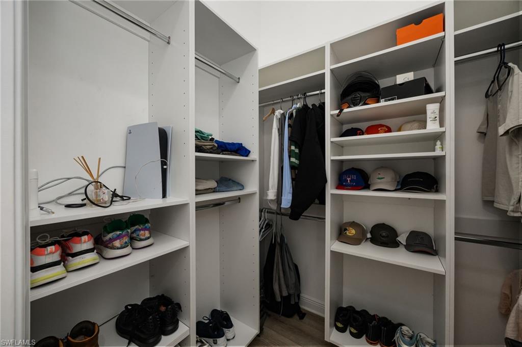 MAPLE RIDGE - Residential