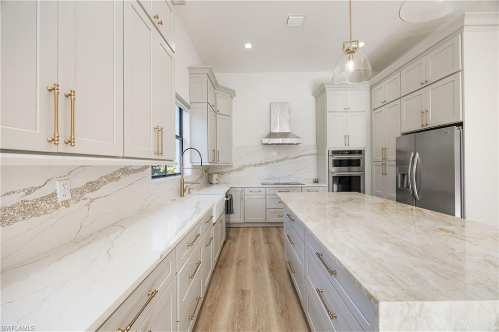 MAPLE RIDGE - Residential