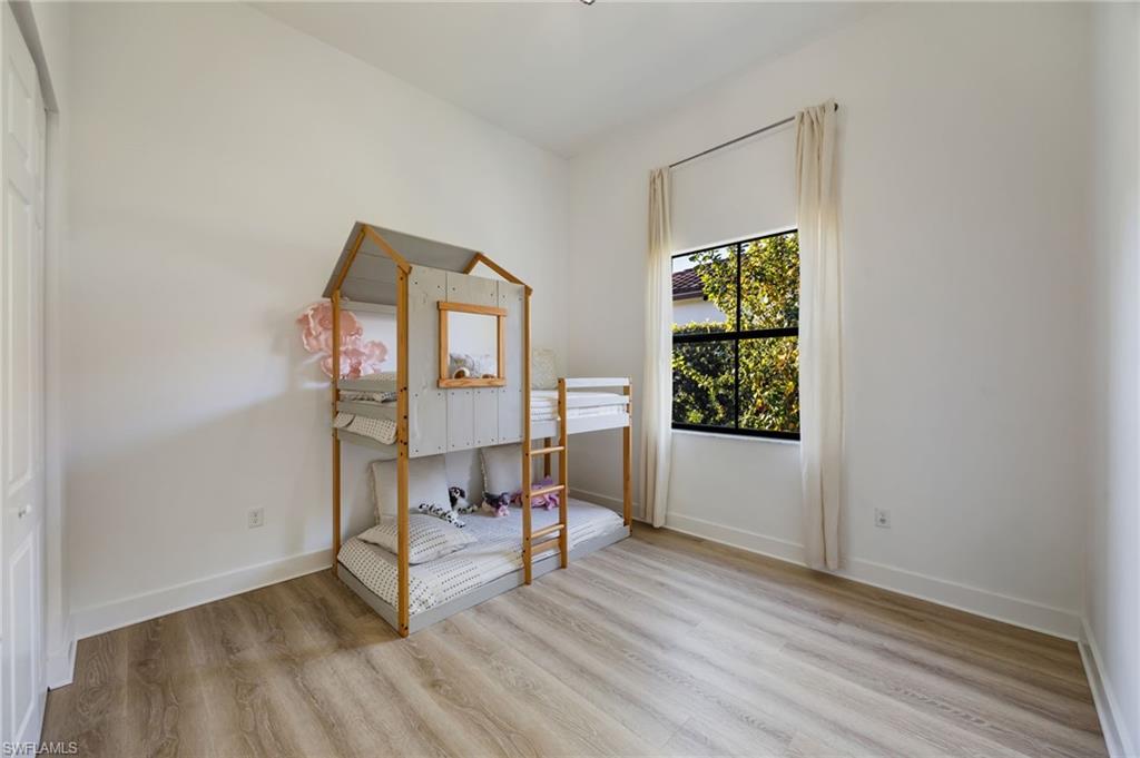 MAPLE RIDGE - Residential