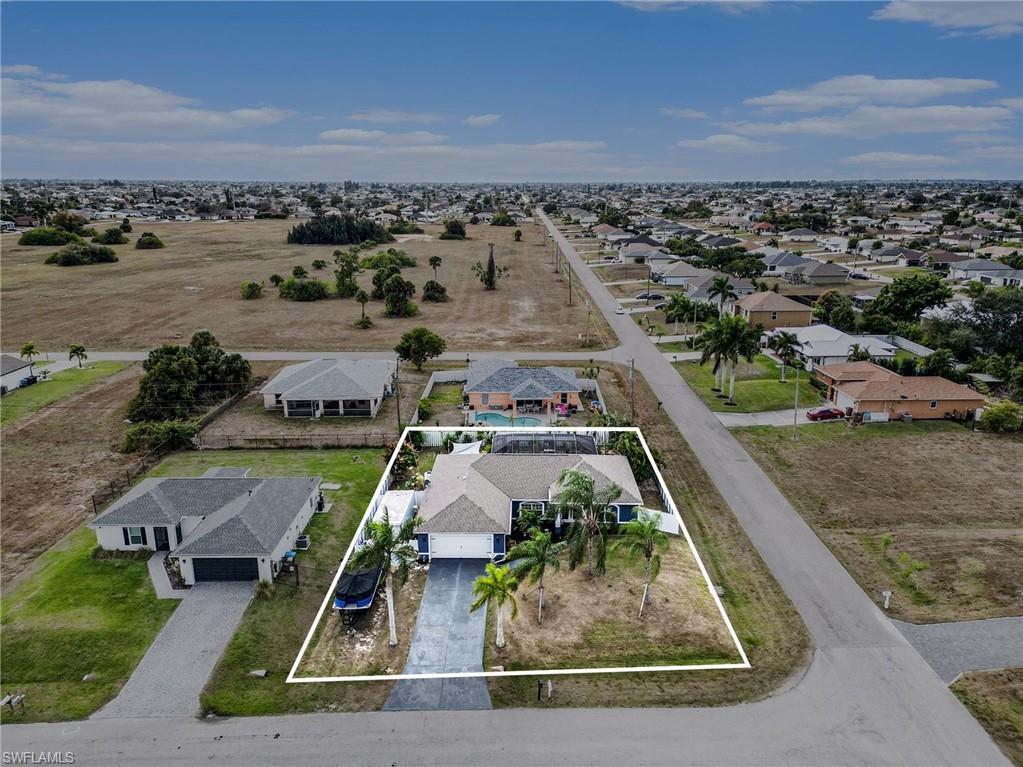 CAPE CORAL - Residential