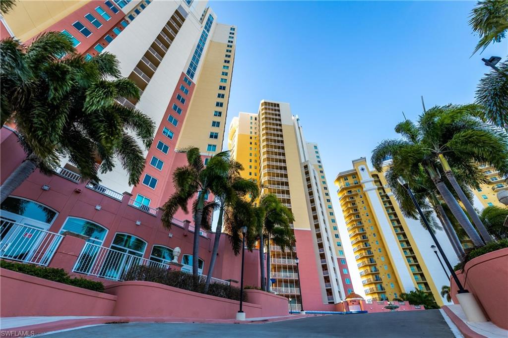 ST. TROPEZ - Residential Lease