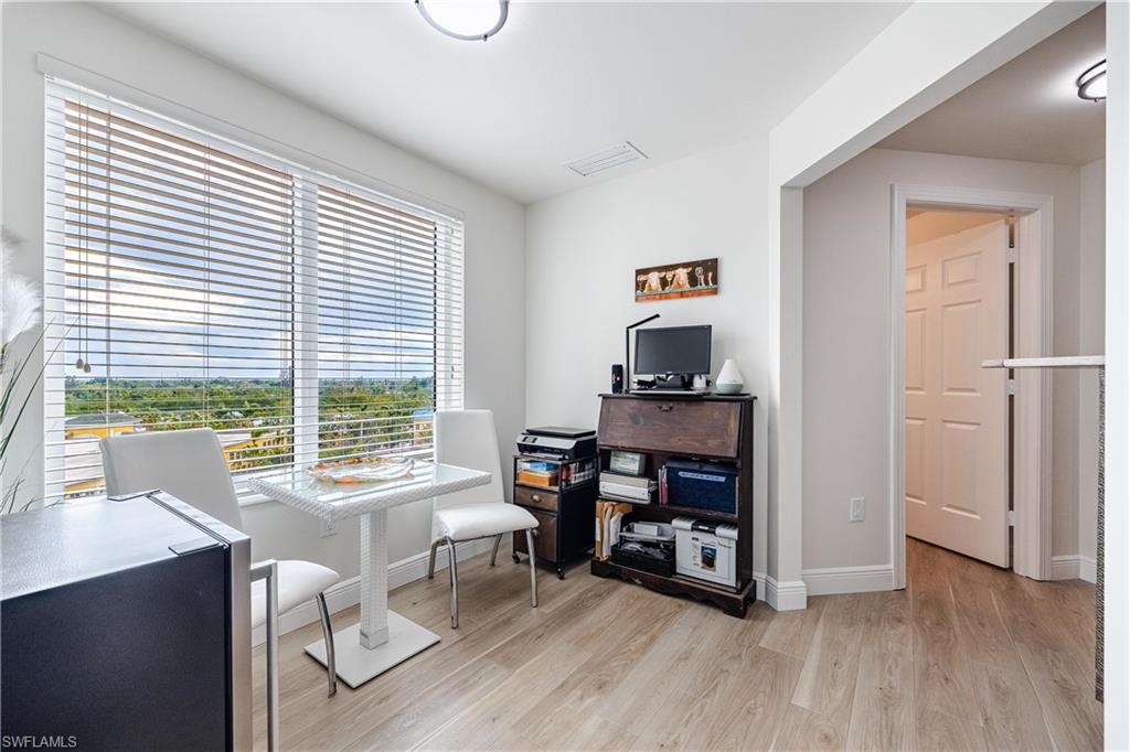 ST. TROPEZ - Residential Lease