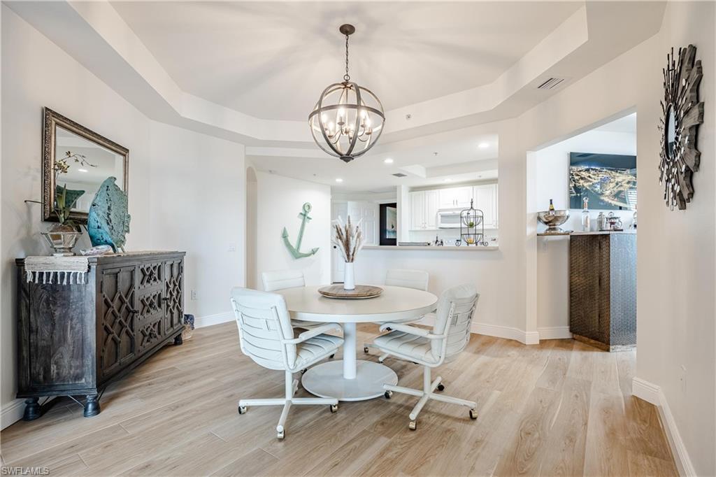 ST. TROPEZ - Residential Lease