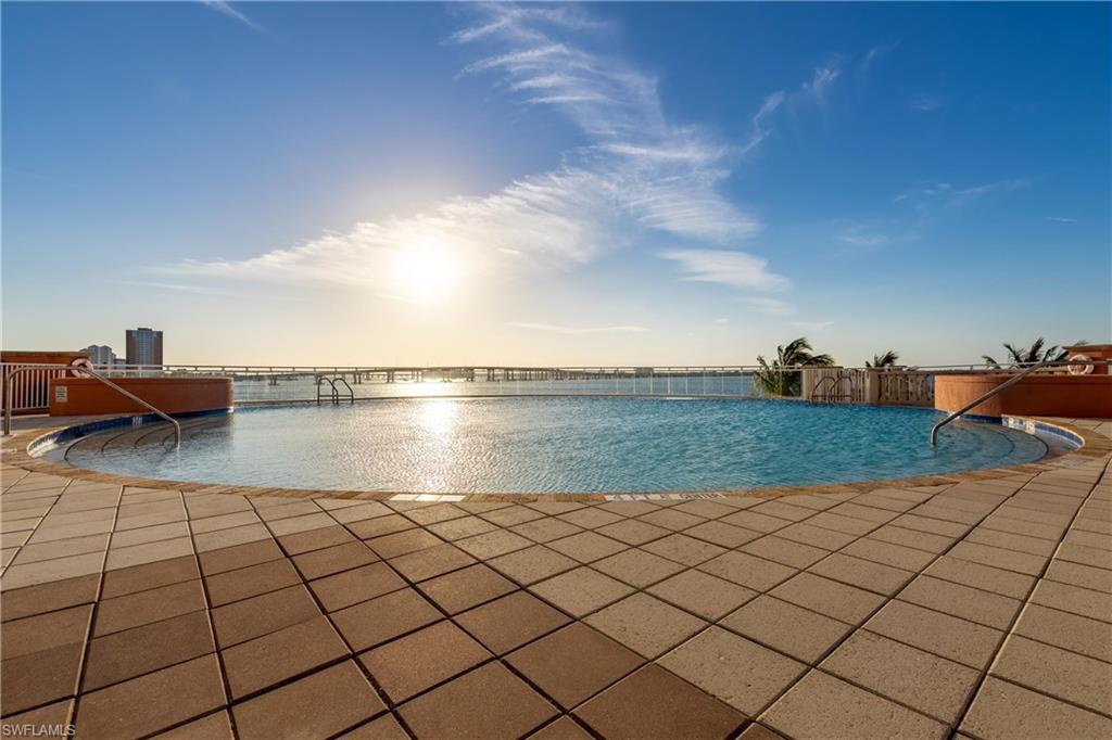 ST. TROPEZ - Residential Lease