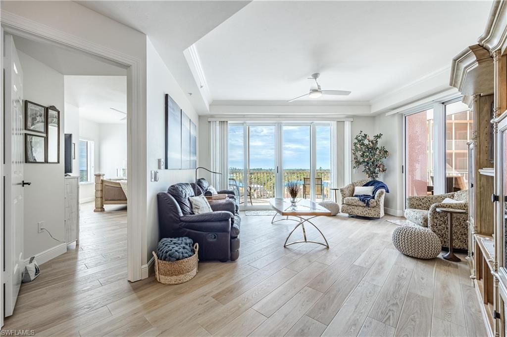 ST. TROPEZ - Residential Lease