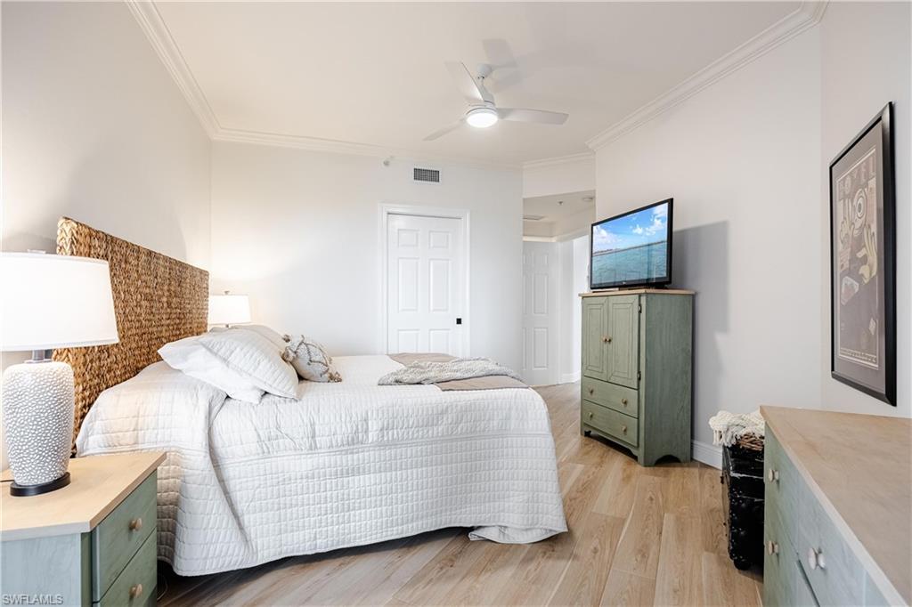 ST. TROPEZ - Residential Lease