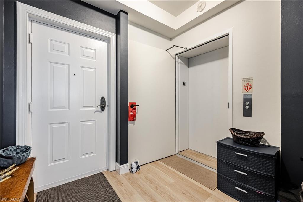 ST. TROPEZ - Residential Lease