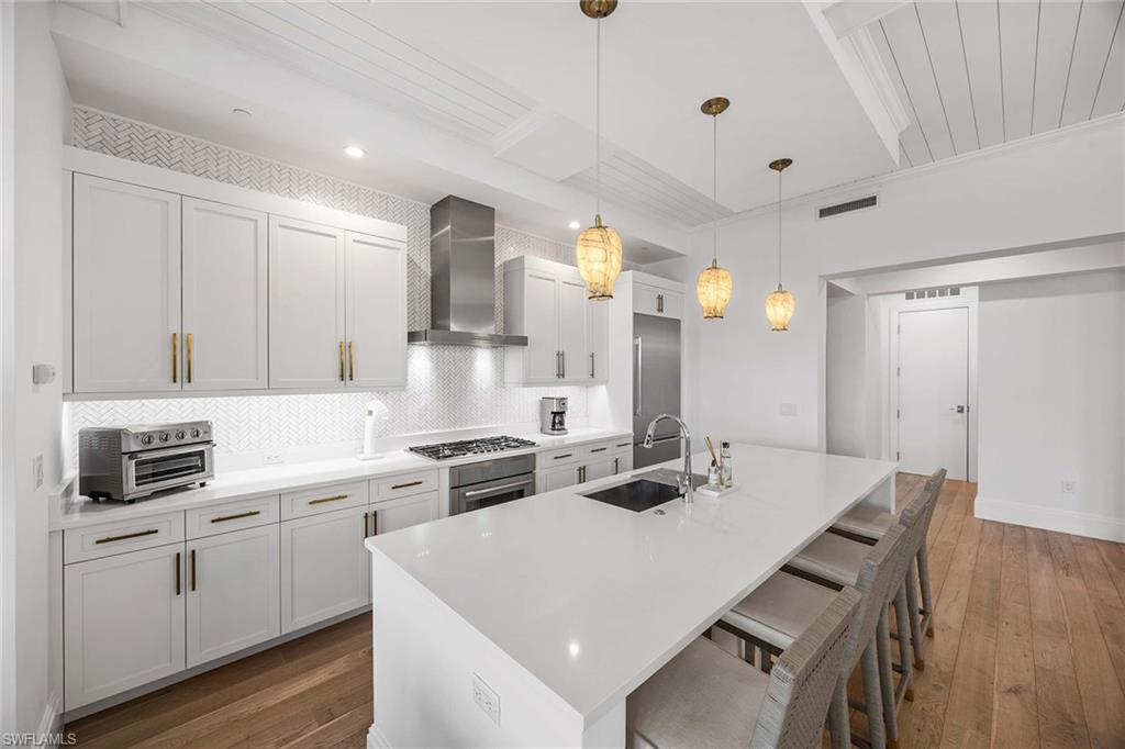 OLDE NAPLES - Residential