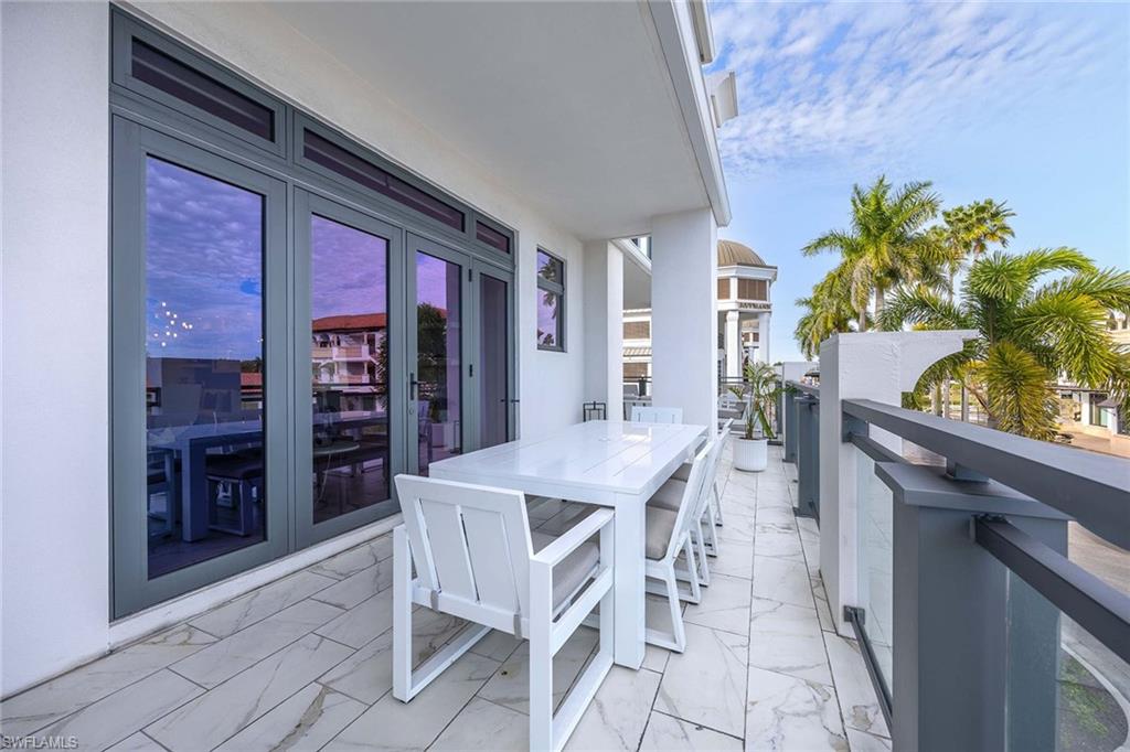 OLDE NAPLES - Residential