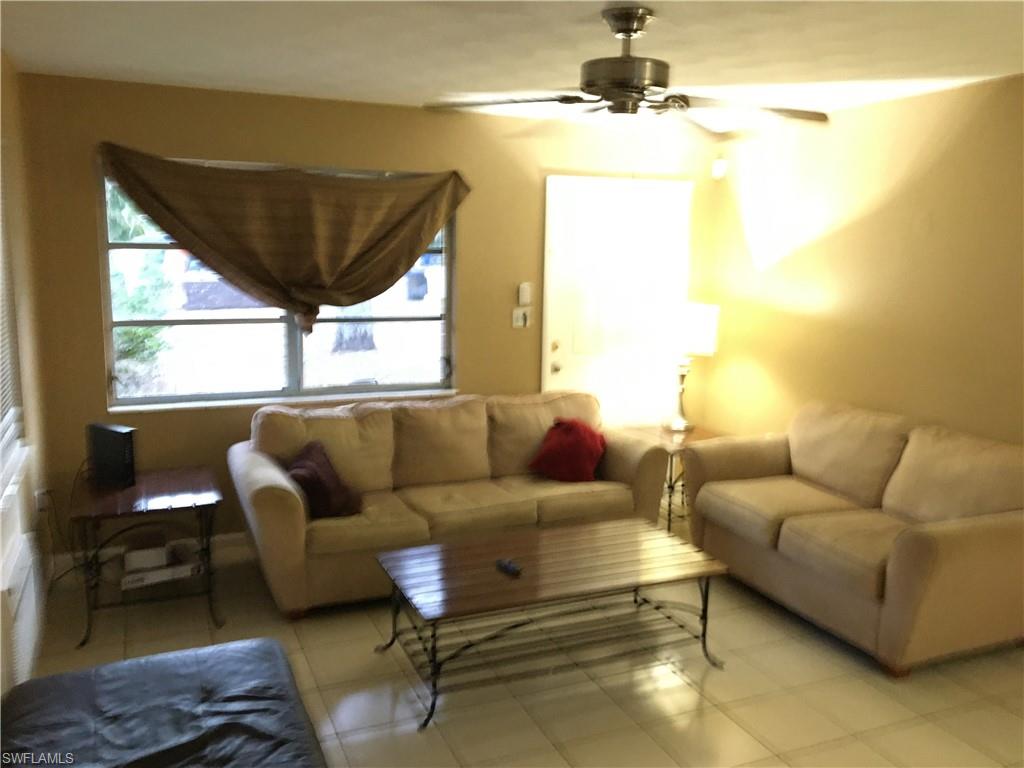 IMPERIAL SHORES - Residential