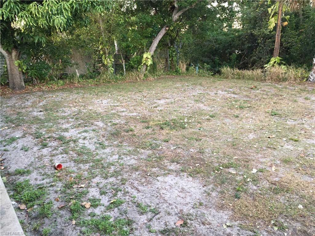 IMPERIAL SHORES - Residential