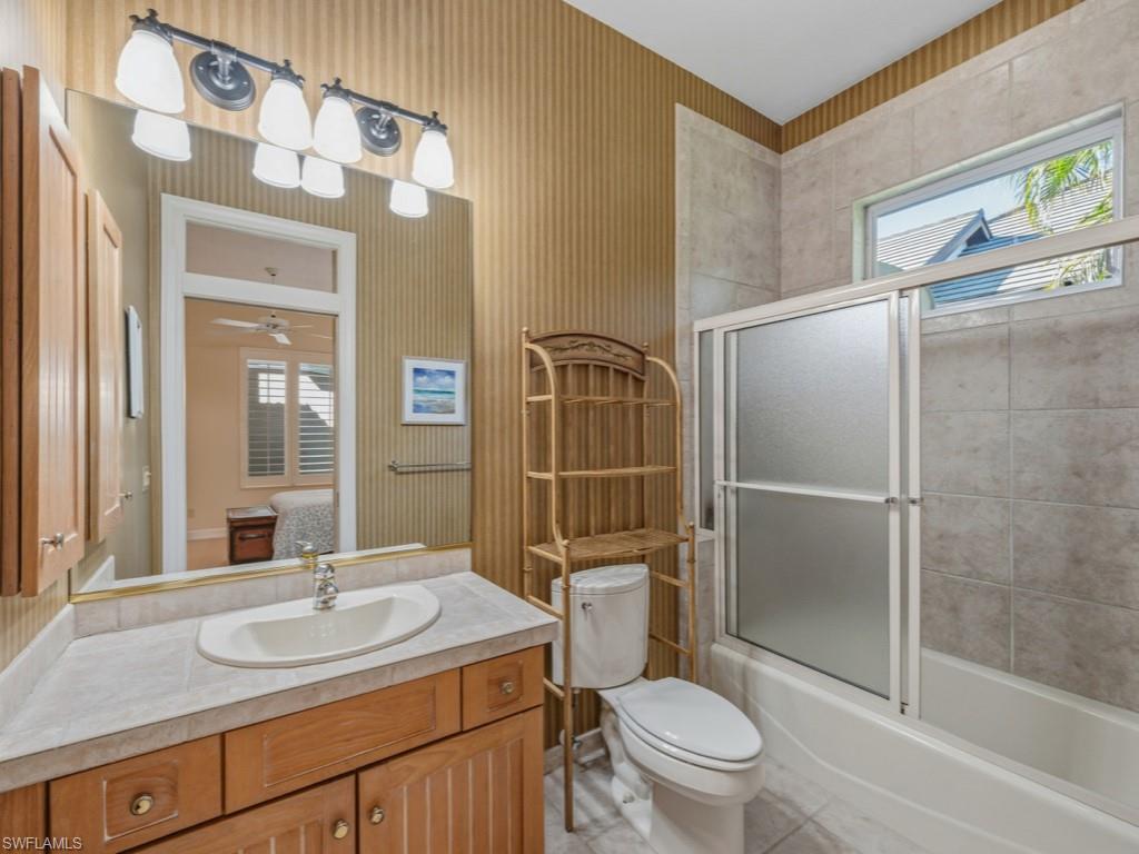 CREEKSIDE - Residential