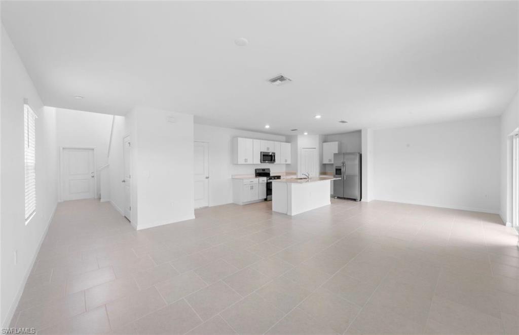 CRANE LANDING - Residential Lease