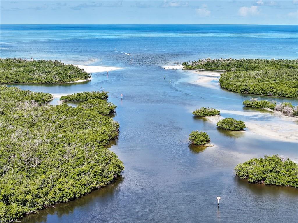 MARINA BAY CLUB OF NAPLES - Residential Lease