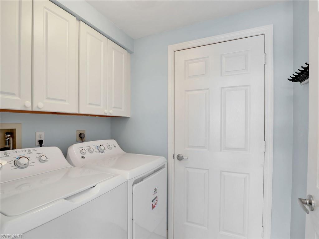 MARINA BAY CLUB OF NAPLES - Residential Lease