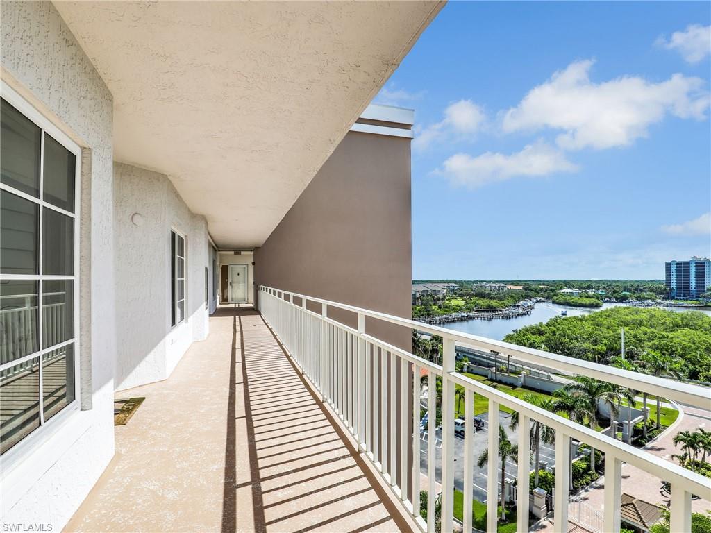 MARINA BAY CLUB OF NAPLES - Residential Lease