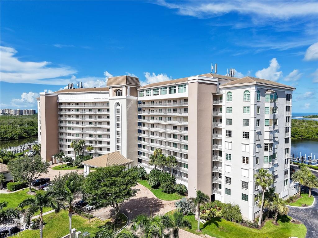 MARINA BAY CLUB OF NAPLES - Residential Lease