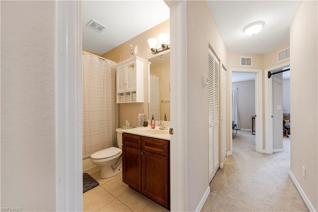 COLONNADE AT FORUM - Residential Lease