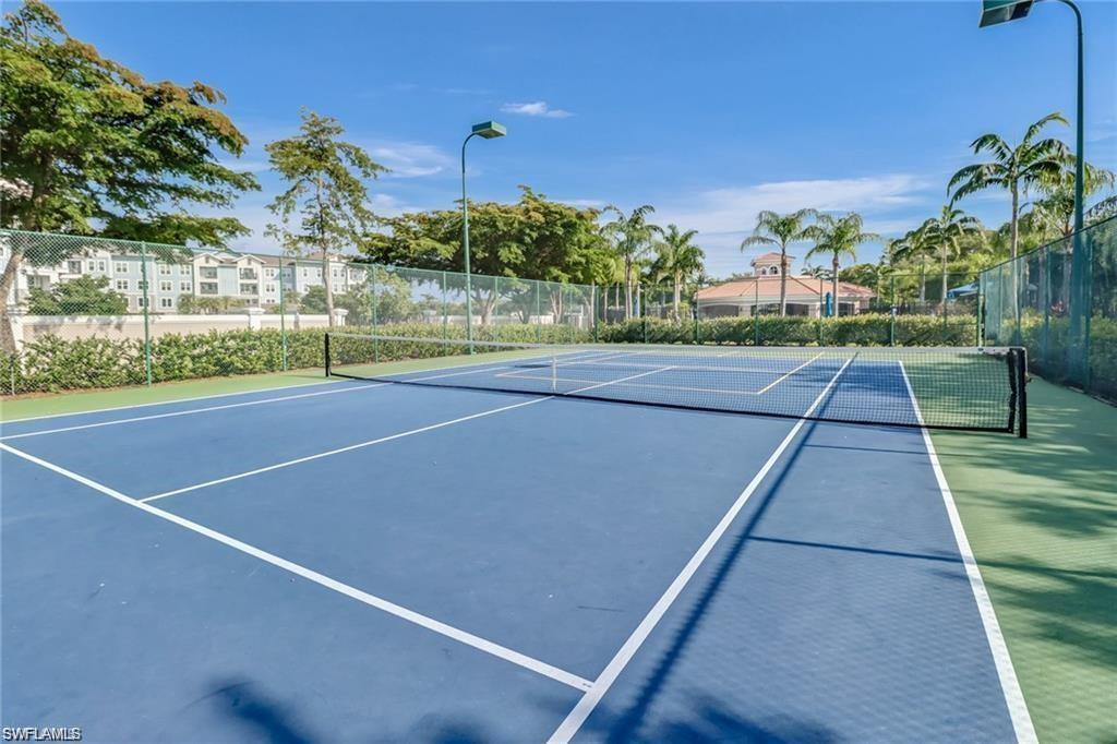 COLONNADE AT FORUM - Residential Lease