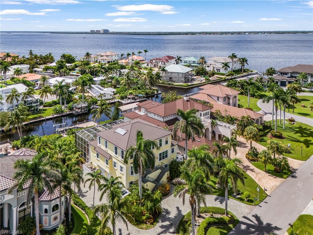 INTRACOASTAL HARBOUR - Residential