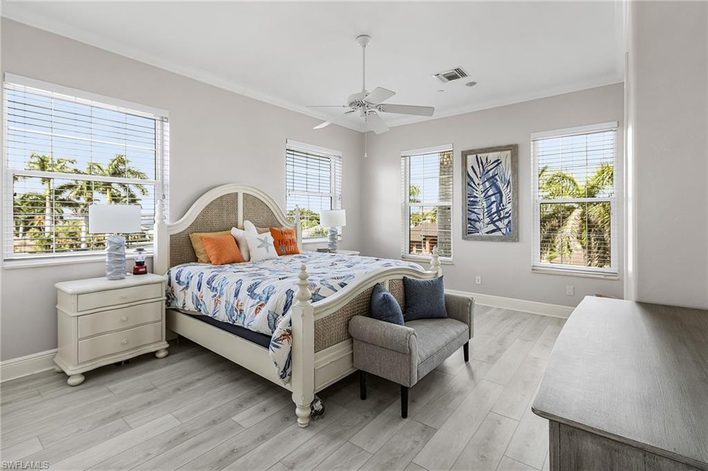 INTRACOASTAL HARBOUR - Residential