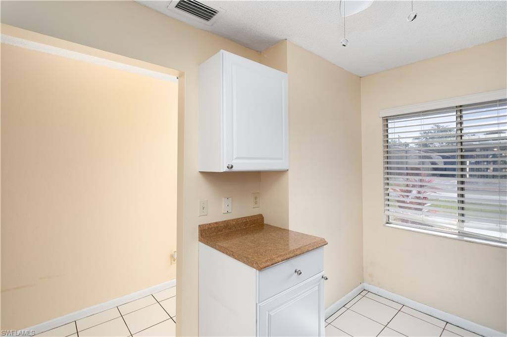 PLAZA COUNTRY BLVD CONDO - Residential